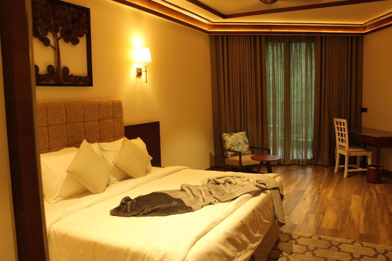 Niraamaya Retreats Samroha Athirappilly 외부 사진