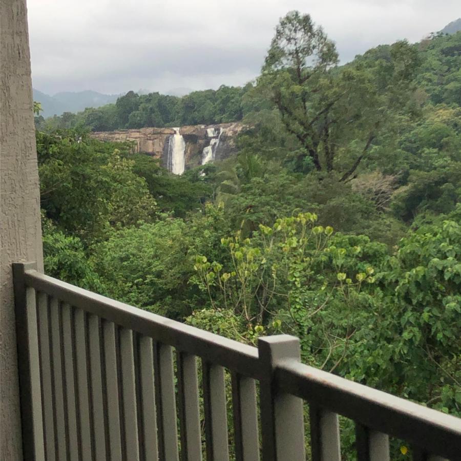 Niraamaya Retreats Samroha Athirappilly 외부 사진