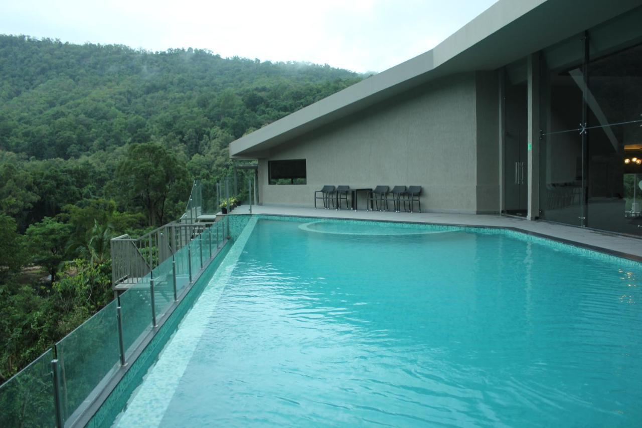 Niraamaya Retreats Samroha Athirappilly 외부 사진